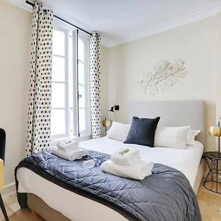 Magnifique 6p- Musee Du Louvre Apartment Paris